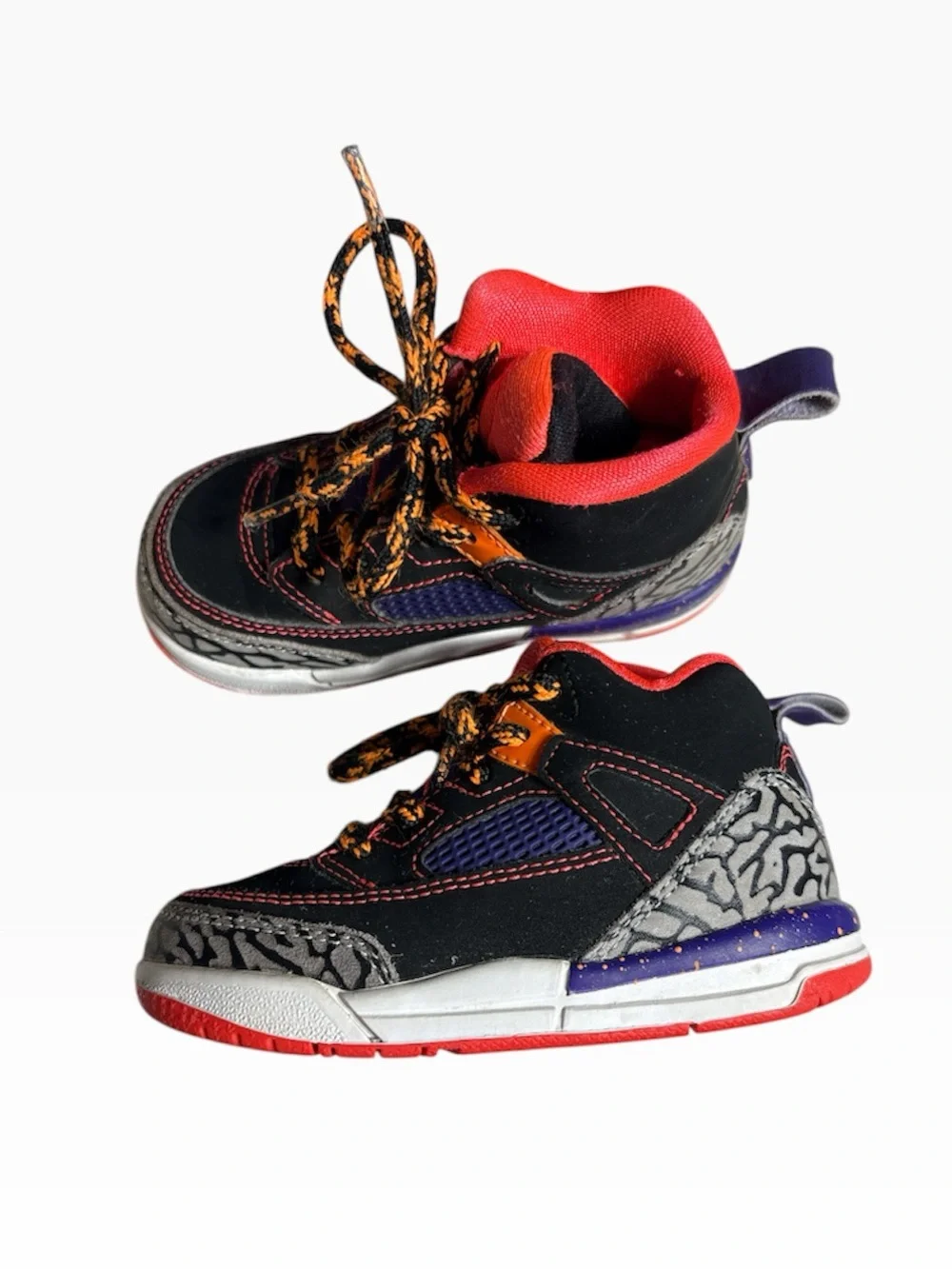 Air Jordan Nike Kids Tasmanian Devil Spizike Sneakers Size 7